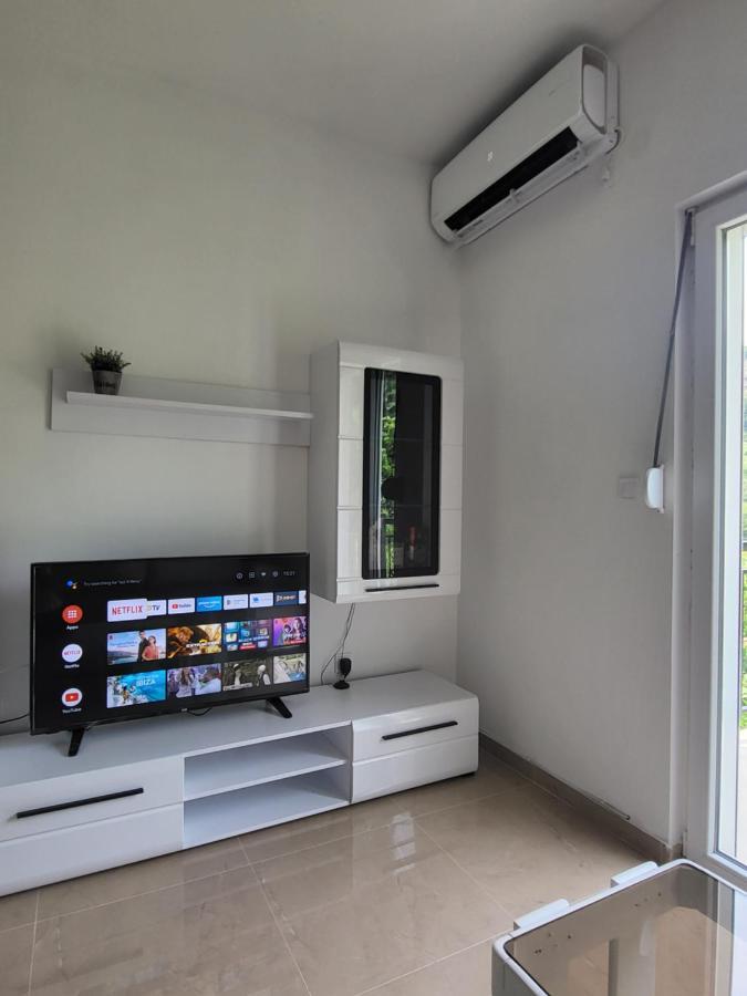 Novi Relax Apartment Херцег Нови Екстериор снимка